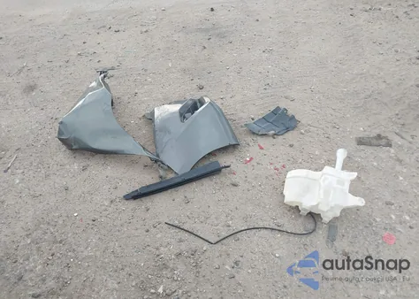 2012 Toyota Camry Le z USA, uszkodzony, nr VIN 4T4BF1FK1CR195210